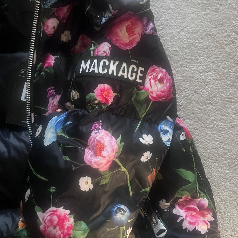 MACKAGE coat - Picture 5 of 8